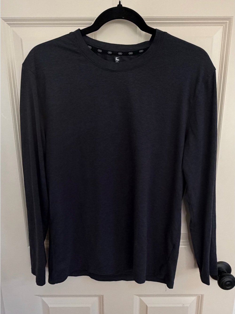 LEG3ND Legend Long Sleeve Activewear Shirt medium